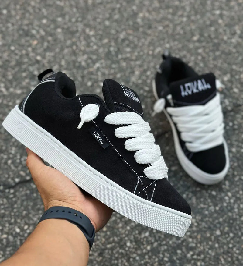 Tênis lokal tag preto branco refletivo prata