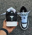 Tênis OUS fluente preto piscina branco