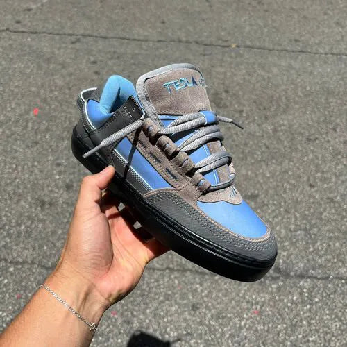 Tênis tesla coil grey blue uv